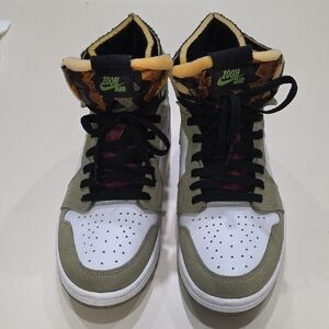 Nike Zoom Air Sneakers - Green, Black, White